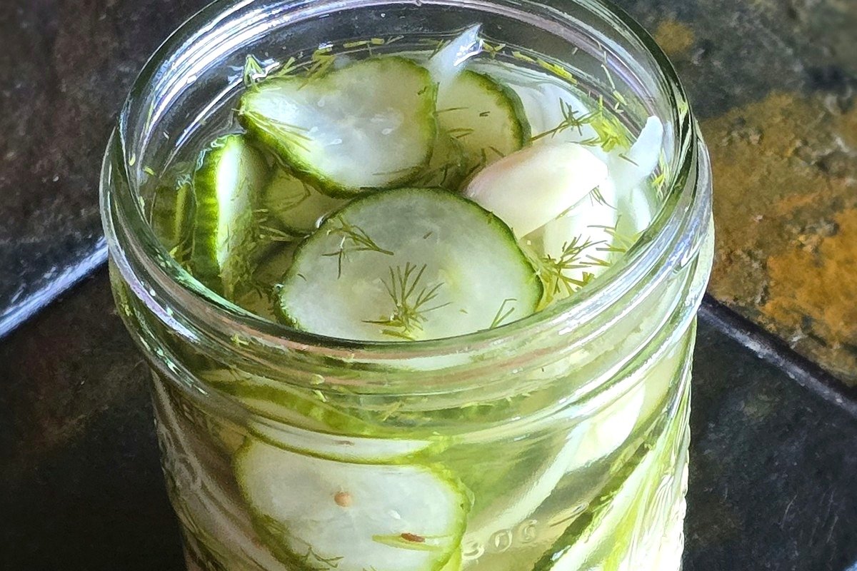 Crunchy Quick Refrigerator Pickles
