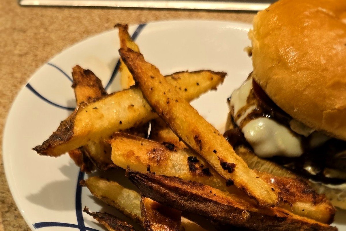 Extra Crispy Oven Baked Fries